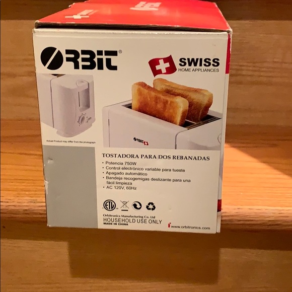 Toaster - Picture 3 of 8